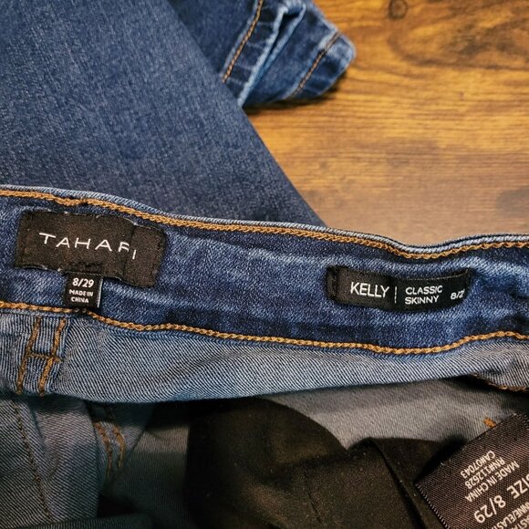 Tahari Jeans Size 8 Kelly Classic Skinny Mid Rise Medium Dark Wash Stretch Denim - Picture 4 of 11